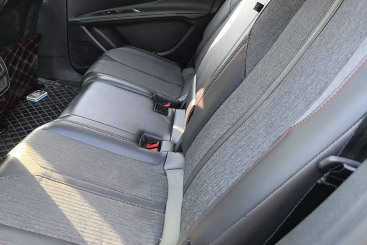 Used Peugeot 5008 2017 350THP 7-Seater Elite Edition Left Rear Seat