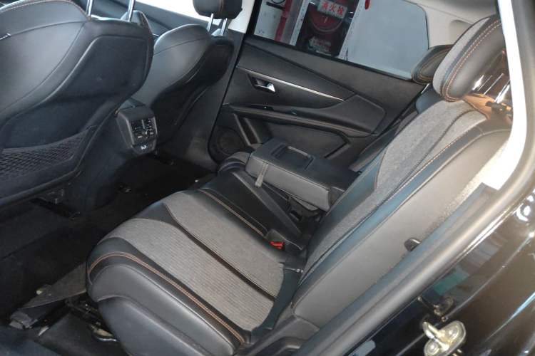 Used Peugeot 5008 2017 380THP 7-Seater Elite Edition Left Rear Seat