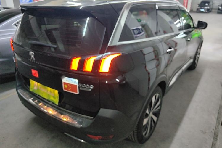 Used Peugeot 5008 2017 380THP 7-Seater Luxury Edition Rear Right 45 Deg