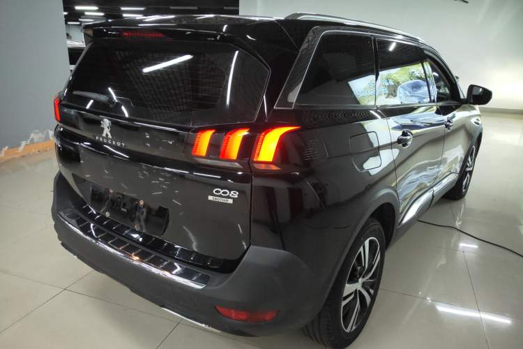 Used Peugeot 5008 2017 380THP 7-Seater Elite Edition Rear Right 45 Deg