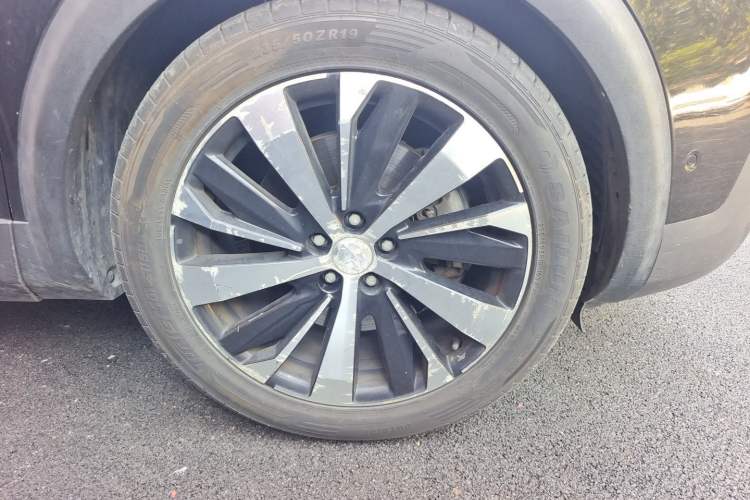 Used Peugeot 5008 2017 380THP 7-Seater Luxury GT Edition Right Front Wheel Hub