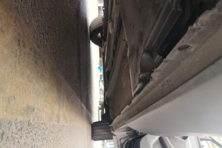 Used Peugeot 5008 2017 350THP 7-Seater Boundless Edition Right Side Sill