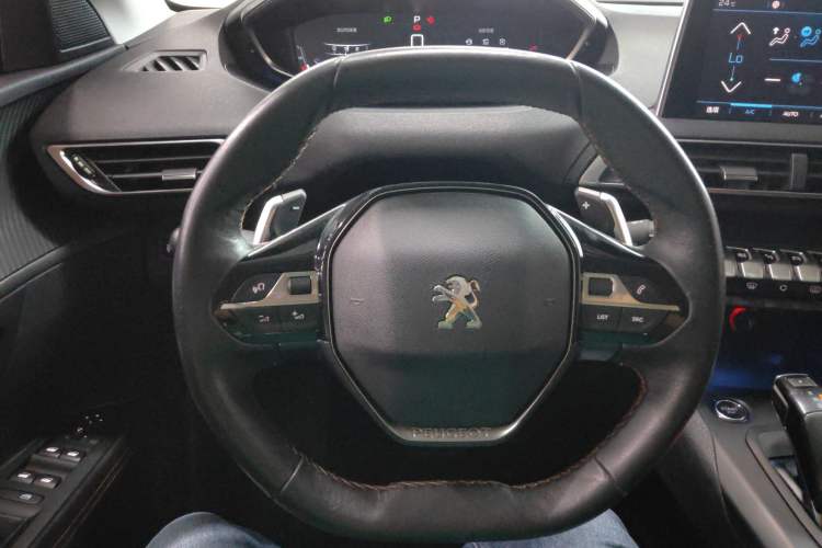 Used Peugeot 5008 2017 380THP 7-Seater Elite Edition Steering Wheel