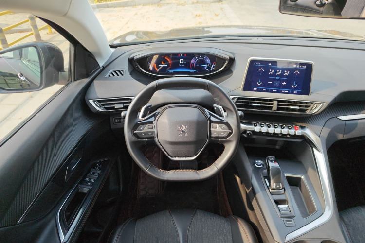 Used Peugeot 5008 2017 380THP 7-Seater Elite Edition Steering Wheel