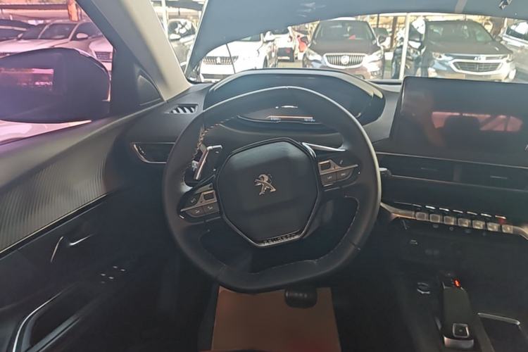 Used Peugeot 5008 2017 380THP 7-Seater Elite Edition Steering Wheel