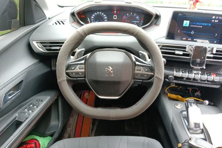 Used Peugeot 5008 2017 350THP 7-Seater Elite Edition Steering Wheel