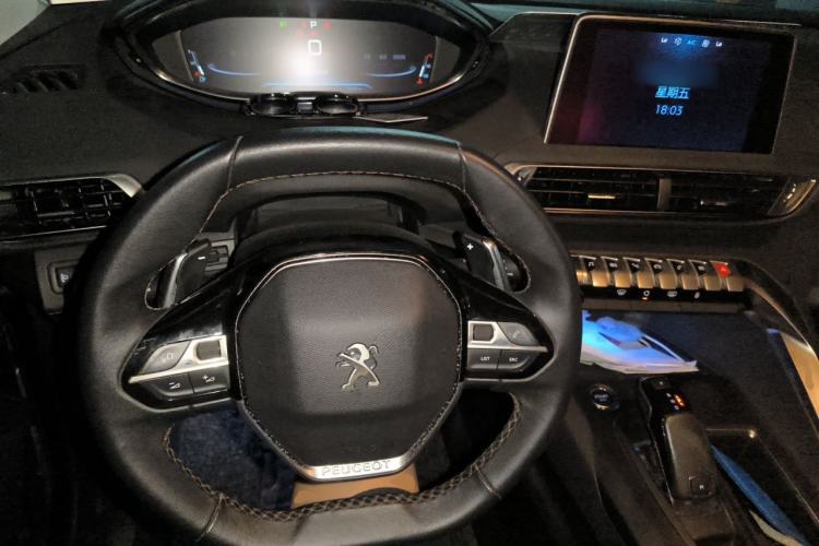 Used Peugeot 5008 2017 350THP 7-Seater Elite Edition Steering Wheel