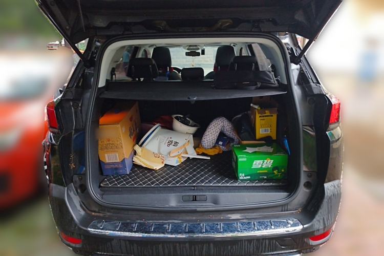 Used Peugeot 5008 2017 380THP 5-Seater Elite Edition Trunk