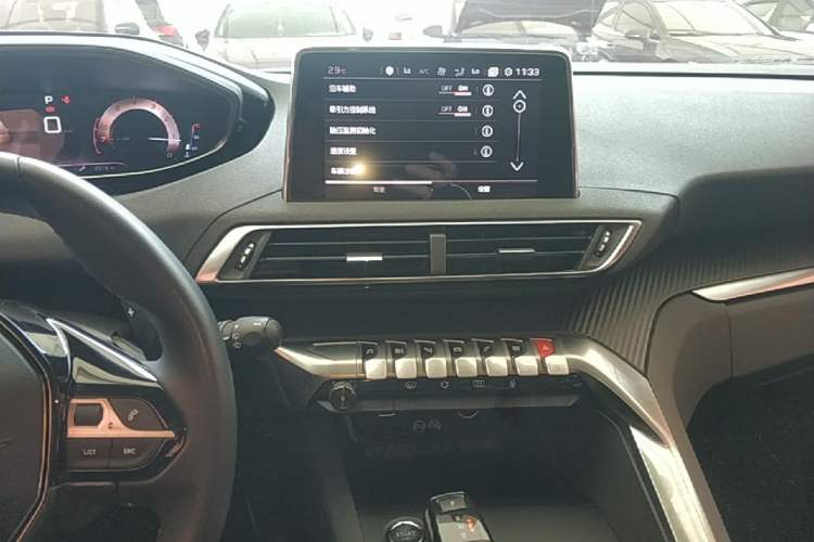 Used Peugeot 5008 2017 380THP 7-Seater Elite Edition Audio And AC Panel