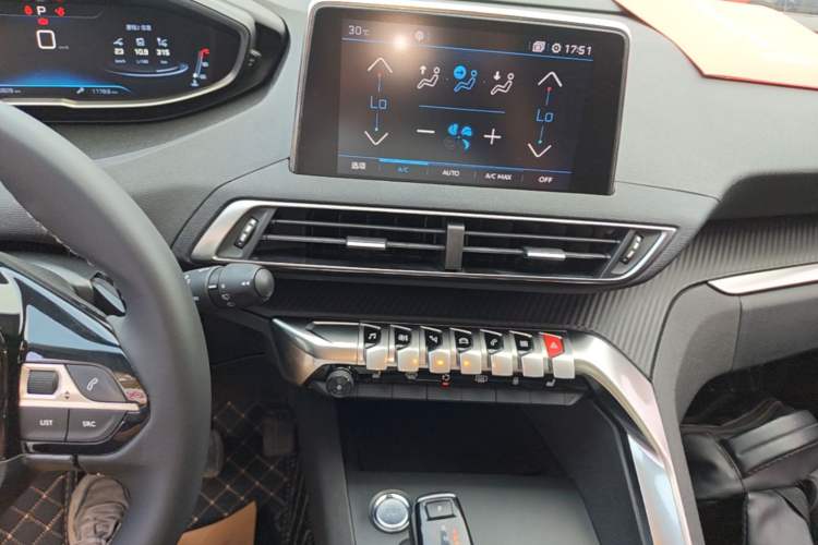 Used Peugeot 5008 2017 380THP 7-Seater Boundary-Free Edition Audio And AC Panel