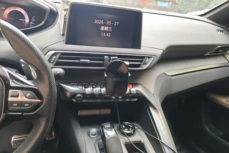 Used Peugeot 5008 2017 380THP 7-Seater Luxury GT Edition Audio And AC Panel