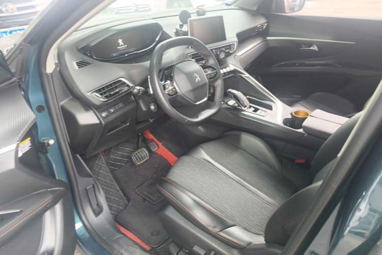 Used Peugeot 5008 2017 380THP 5-Seater Elite Edition Driver Seat