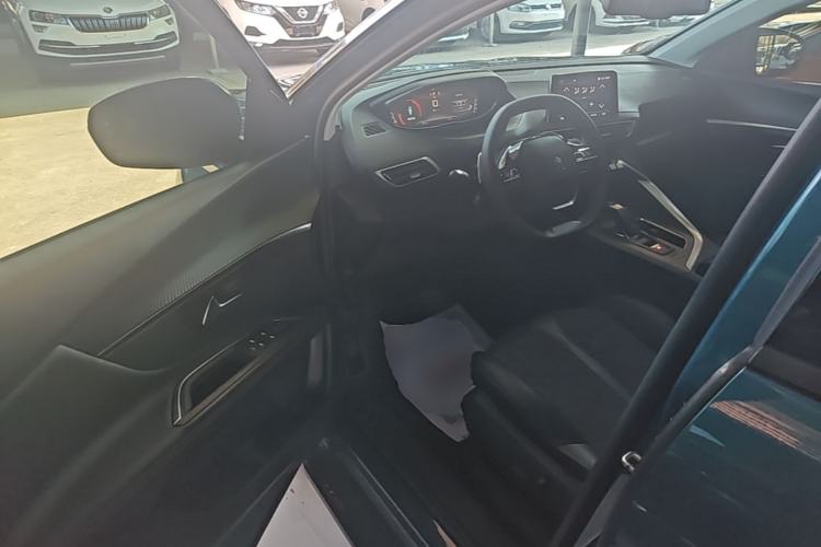Used Peugeot 5008 2017 350THP 5-Seat Elite Edition Driver Seat