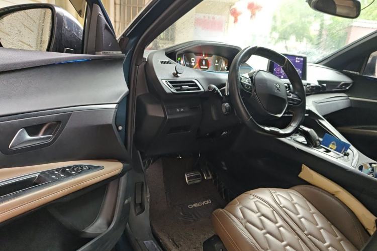 Used Peugeot 5008 2017 380THP 7-Seater Luxury GT Edition Driver Seat