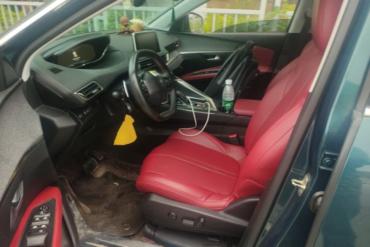 Used Peugeot 5008 2017 380THP 7-Seater Luxury Edition Driver Seat