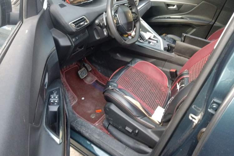 Used Peugeot 5008 2017 380THP 7-Seater Elite Edition Driver Seat
