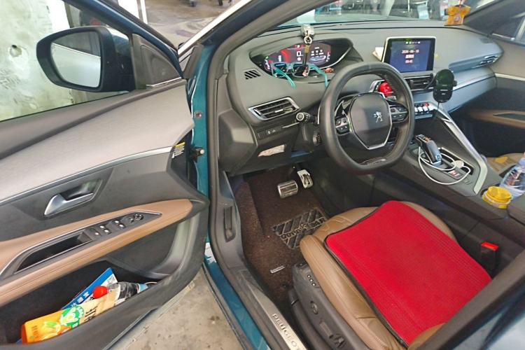 Used Peugeot 5008 2017 380THP 7-Seater Luxury GT Edition Driver Seat