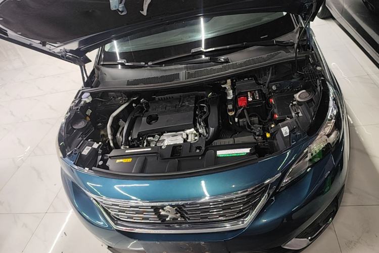 Used Peugeot 5008 2017 380THP 5-Seater Elite Edition Engine Bay