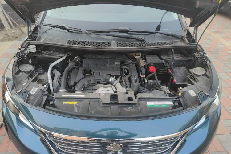 Used Peugeot 5008 2017 350THP 7-Seater Elite Edition Engine Bay