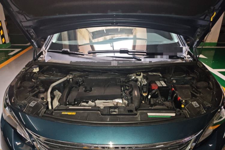 Used Peugeot 5008 2017 380THP 7-Seater Elite Edition Engine Bay