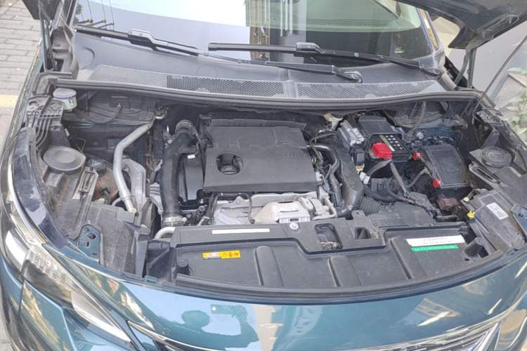 Used Peugeot 5008 2017 380THP 7-Seater Elite Edition Engine Bay