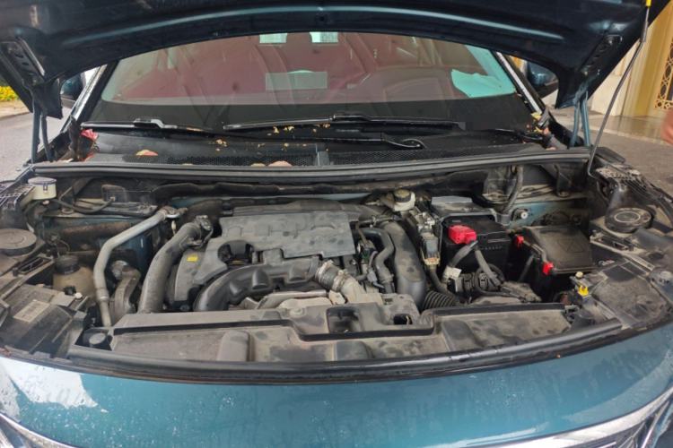 Used Peugeot 5008 2017 350THP 7-Seater Elite Edition Engine Bay