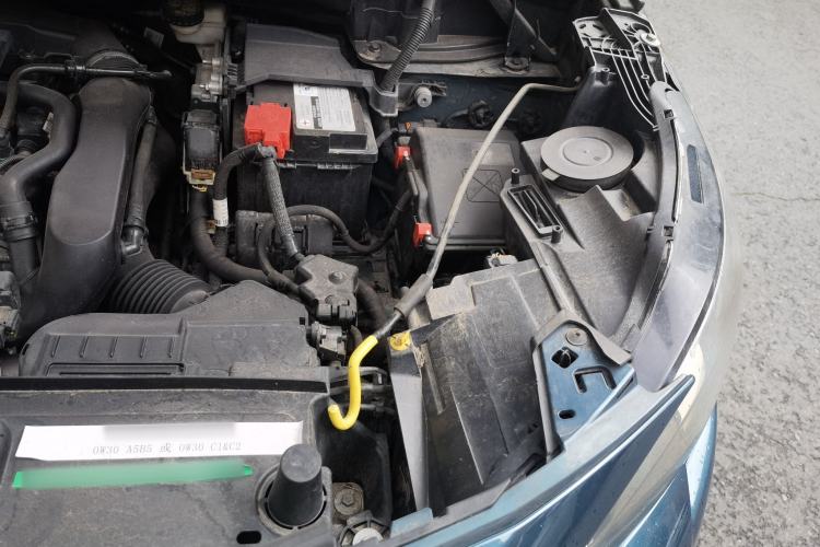 Used Peugeot 5008 2017 350THP 7-Seater Elite Edition Engine Bay Left