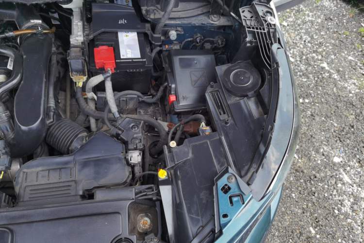 Used Peugeot 5008 2017 350THP 7-Seater Elite Edition Engine Bay Left