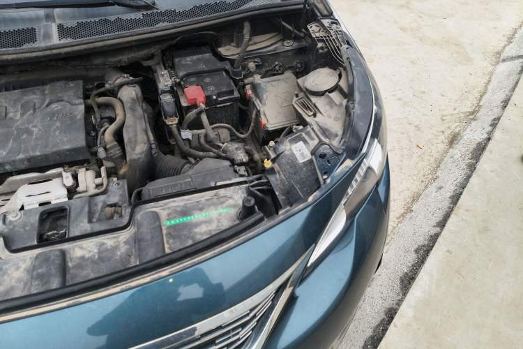 Used Peugeot 5008 2017 380THP 7-Seater Elite Edition Engine Bay Left