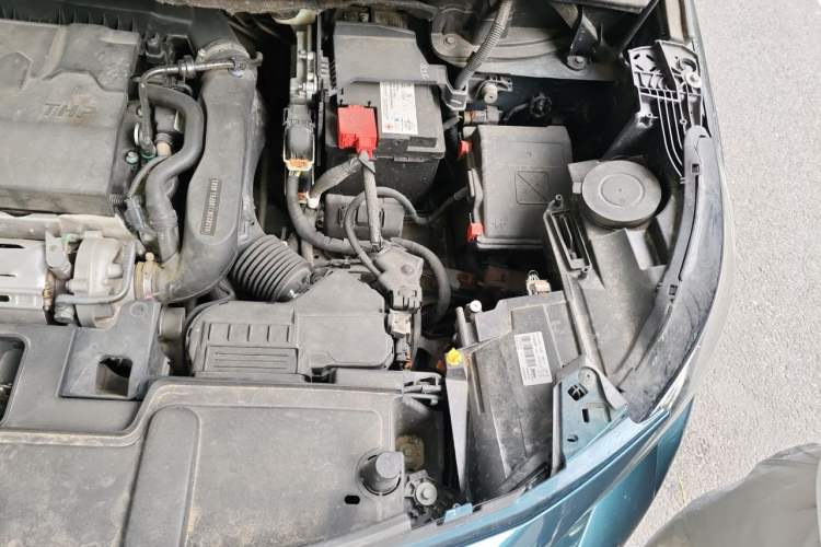 Used Peugeot 5008 2017 380THP 7-Seater Boundary-Free Edition Engine Bay Left