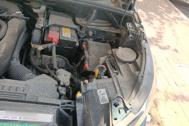 Used Peugeot 5008 2017 380THP 7-Seater Elite Edition Engine Bay Left