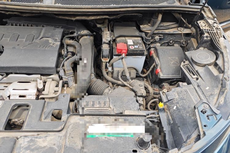 Used Peugeot 5008 2017 380THP 7-Seater Luxury Edition Engine Bay Left