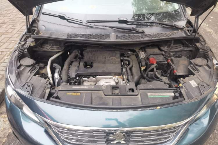 Used Peugeot 5008 2017 380THP 7-Seater Elite Edition Engine Bay