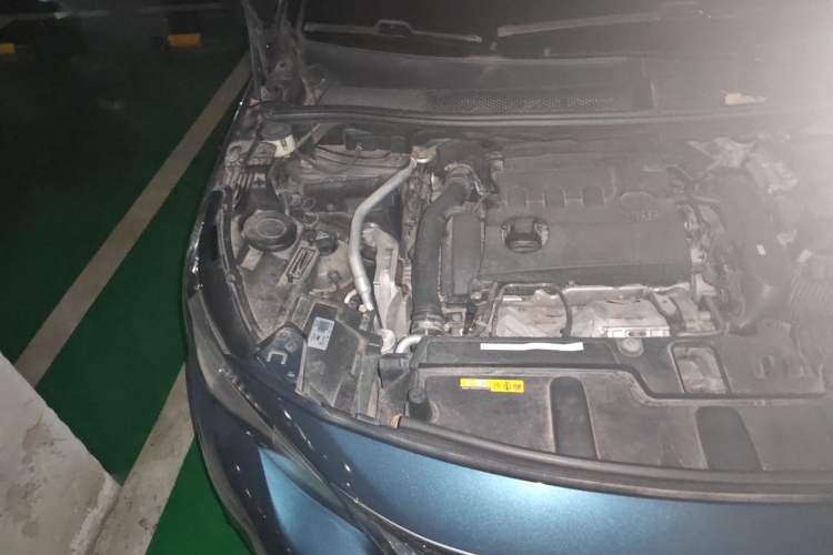 Used Peugeot 5008 2017 380THP 7-Seater Elite Edition Engine Bay Right