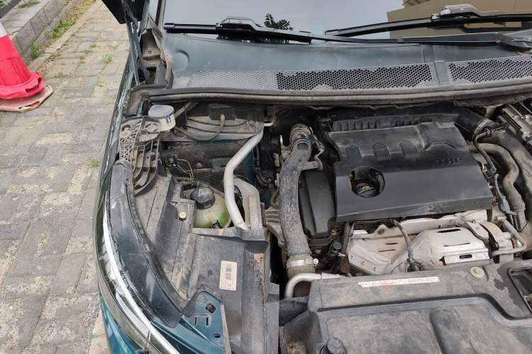 Used Peugeot 5008 2017 380THP 7-Seater Luxury GT Edition Engine Bay Right