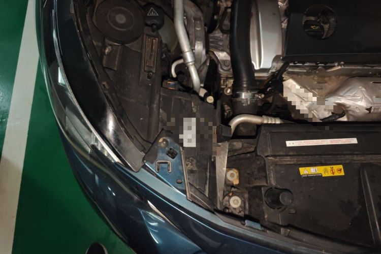 Used Peugeot 5008 2017 380THP 7-Seater Elite Edition Engine Bay Right
