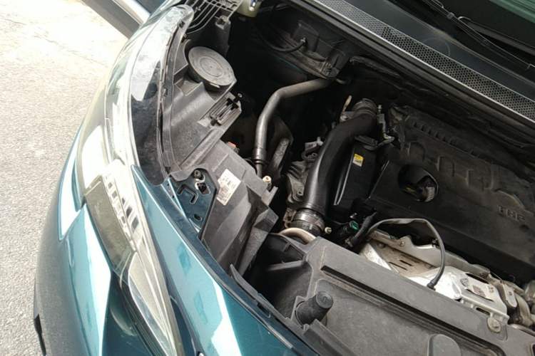 Used Peugeot 5008 2017 380THP 5-Seater Elite Edition Engine Bay Right