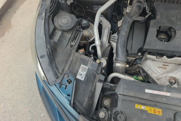 Used Peugeot 5008 2017 380THP 7-Seater Elite Edition Engine Bay Right