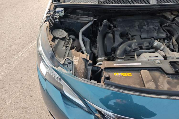 Used Peugeot 5008 2017 350THP 7-Seater Boundless Edition Engine Bay Right