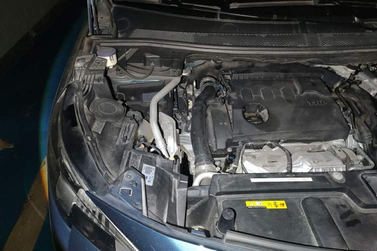 Used Peugeot 5008 2017 380THP 7-Seater Elite Edition Engine Bay Right