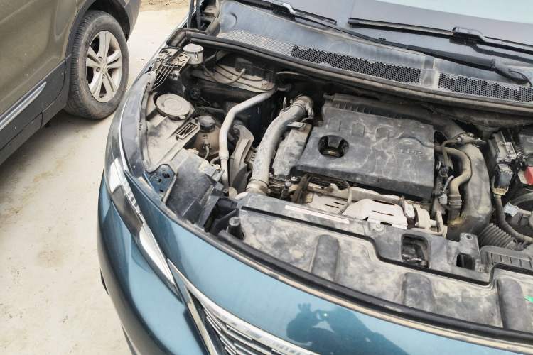 Used Peugeot 5008 2017 380THP 7-Seater Elite Edition Engine Bay Right