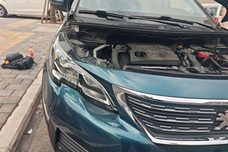 Used Peugeot 5008 2017 380THP 7-Seater Luxury Edition Engine Bay Right