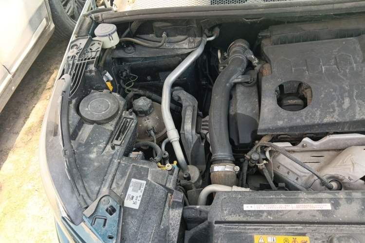 Used Peugeot 5008 2017 380THP 7-Seater Elite Edition Engine Bay Right