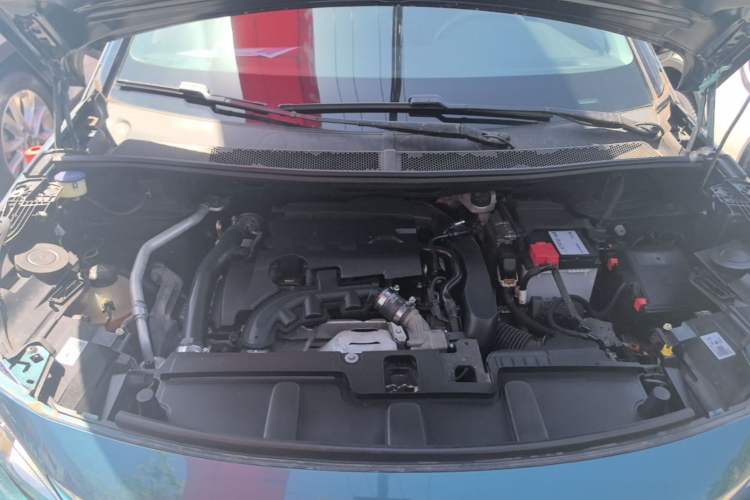 Used Peugeot 5008 2017 350THP 5-Seat Elite Edition Engine Bay