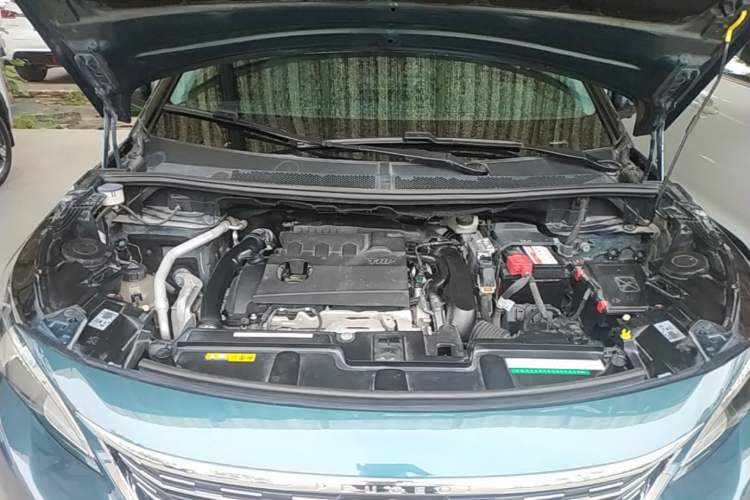 Used Peugeot 5008 2017 380THP 7-Seater Elite Edition Engine Bay