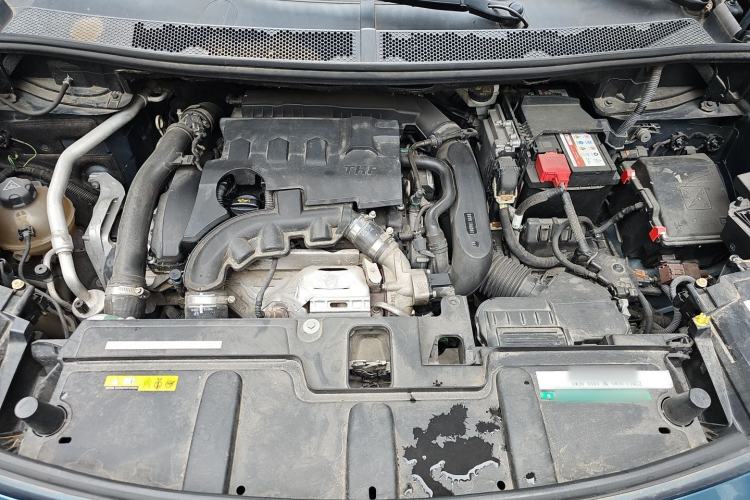 Used Peugeot 5008 2017 350THP 7-Seater Elite Edition Engine Bay