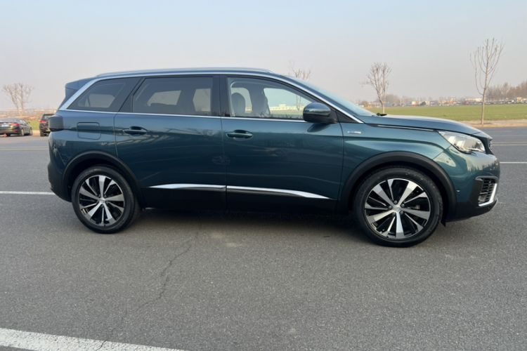 Used Peugeot 5008 2017 380THP 7-Seater Luxury Edition Exterior 3