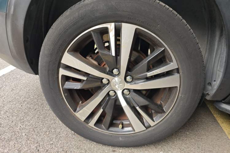 Used Peugeot 5008 2017 350THP 7-Seater Elite Edition Exterior 4