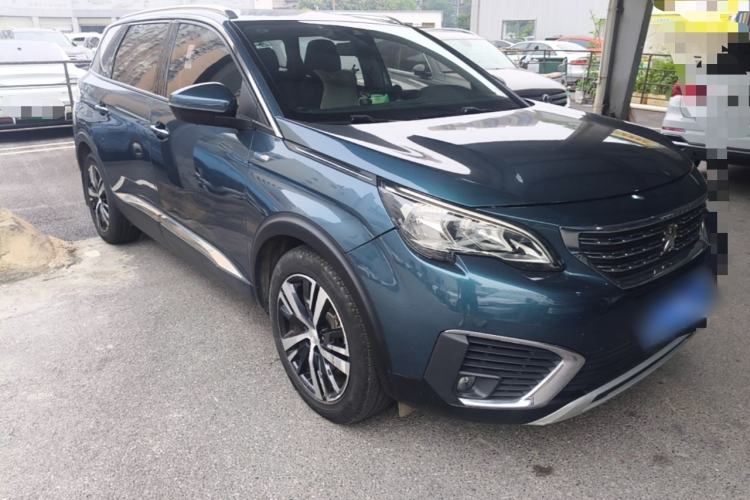 Used Peugeot 5008 2017 380THP 5-Seater Elite Edition Front Right 45 Deg