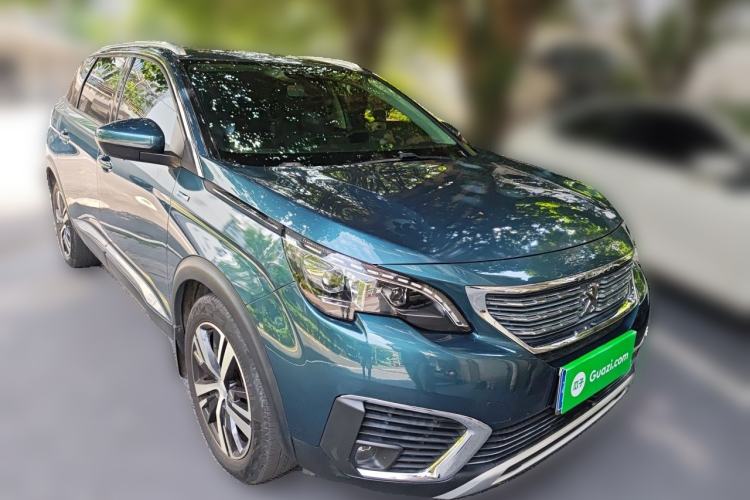 Used Peugeot 5008 2017 350THP 7-Seater Elite Edition Front Right 45 Deg
